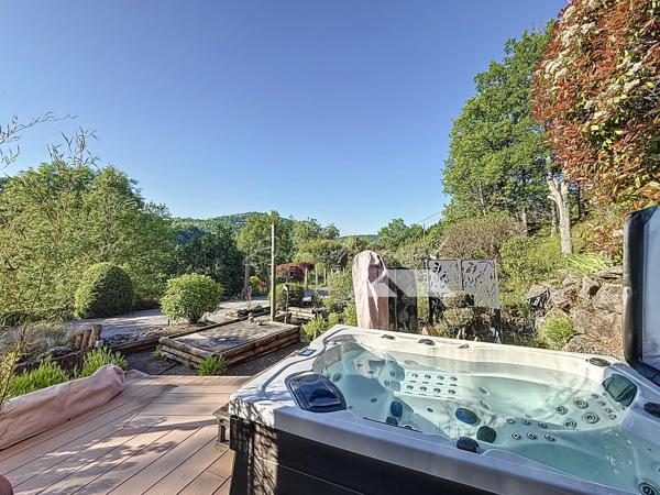 Saint-Beauzély (12620) Havre de paix, villa 7 pièces avec piscine, spa et grand terrain à Saint-Beauzély - À 15 minutes de Millau