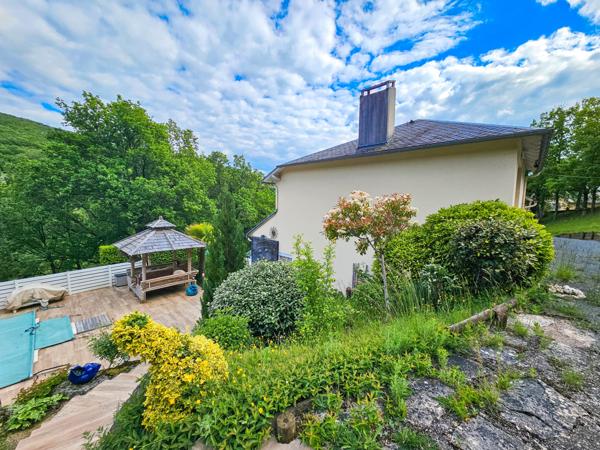 Saint-Beauzély (12620) Havre de paix, villa 7 pièces avec piscine, spa et grand terrain à Saint-Beauzély - À 15 minutes de Millau