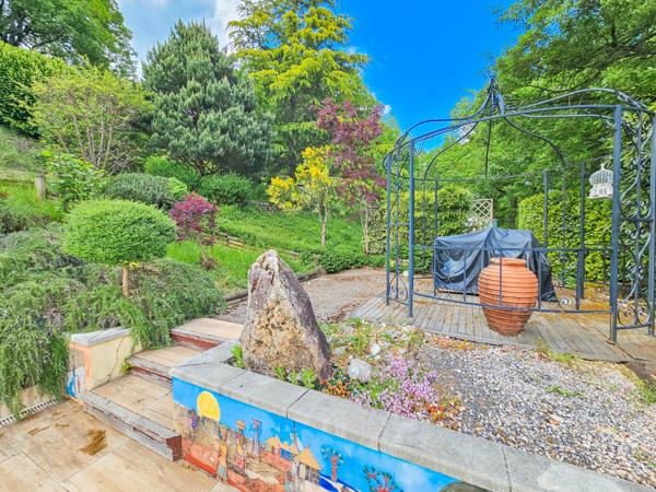 Saint-Beauzély (12620) Havre de paix, villa 7 pièces avec piscine, spa et grand terrain à Saint-Beauzély - À 15 minutes de Millau