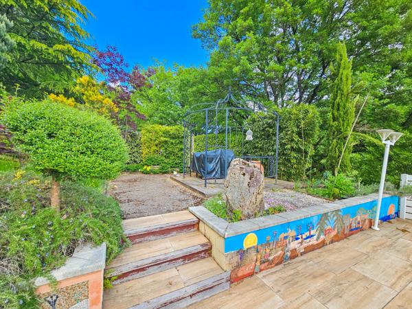 Saint-Beauzély (12620) Havre de paix, villa 7 pièces avec piscine, spa et grand terrain à Saint-Beauzély - À 15 minutes de Millau