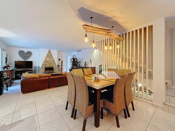 Saint-Beauzély (12620) Havre de paix, villa 7 pièces avec piscine, spa et grand terrain à Saint-Beauzély - À 15 minutes de Millau