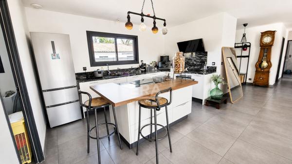 Maison Saint Jean De Marsacq 4 pièce(s) 123 m2