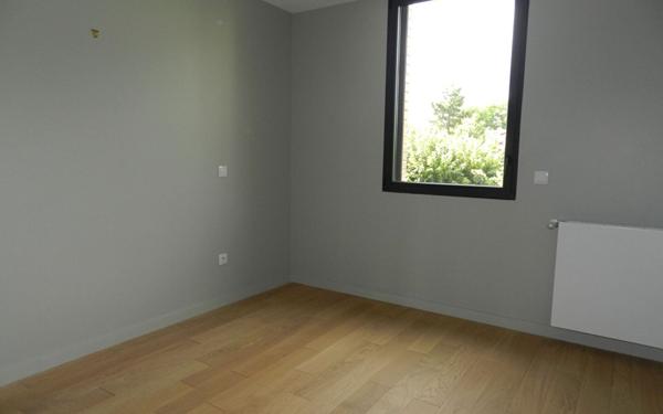 Appartement à louer    3 pièces •  La Varenne - Saint-Maur-des-Fossés