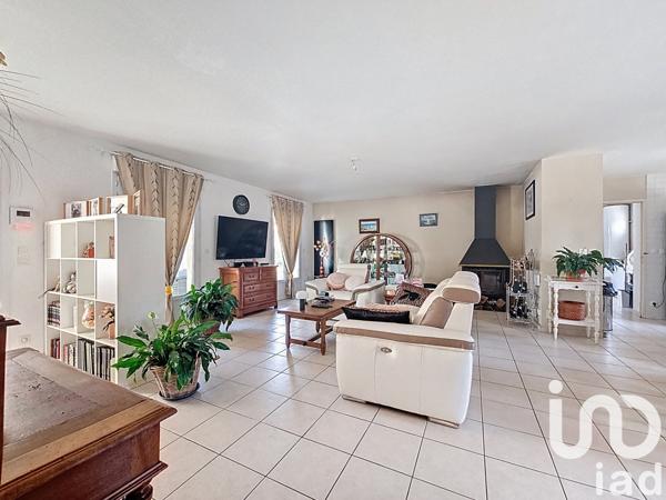 Maison à vendre 4 pièces 107 m² Saint-Pierre-de-Bœuf