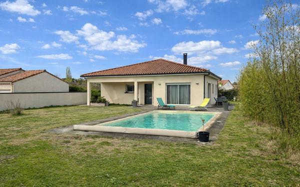 Maison à vendre    4 pièces •  Carbes