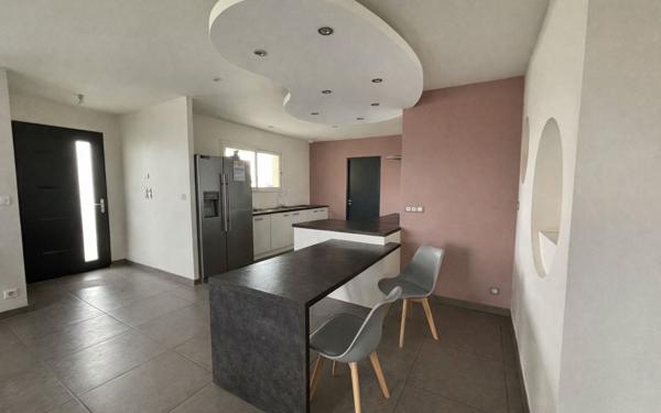 Maison à vendre    4 pièces •  Carbes