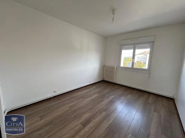 Appartement à louer 3 pièces 66.35m² Villeneuve-sur-Lot (47300)