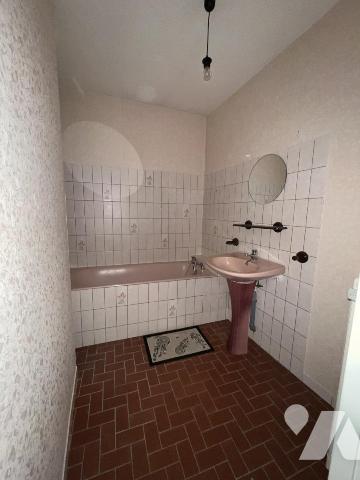 SPECIAL INVESTISSEUR : Un ensemble immobilier de 14 appartements et 8 garages