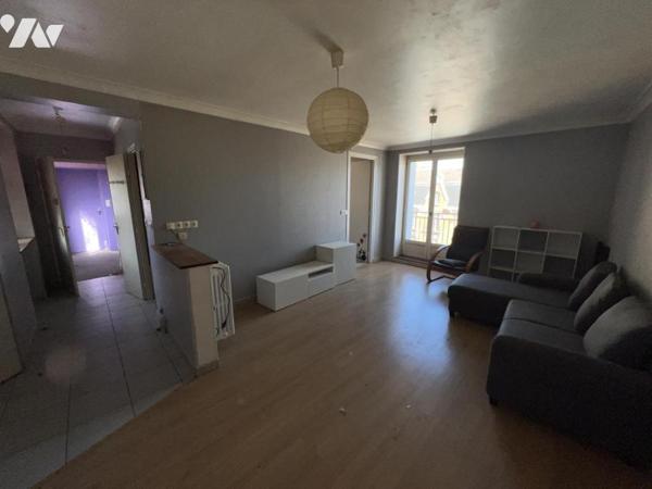 SPECIAL INVESTISSEUR : Un ensemble immobilier de 14 appartements et 8 garages