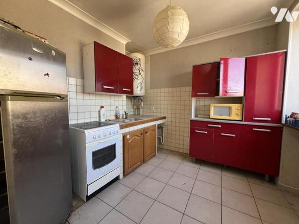 SPECIAL INVESTISSEUR : Un ensemble immobilier de 14 appartements et 8 garages