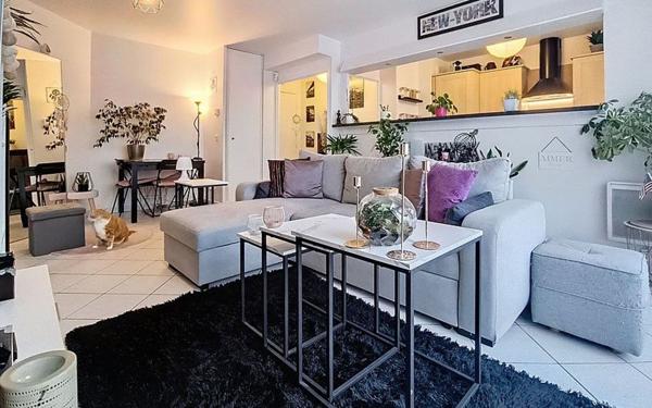 Appartement à vendre    3 pièces • 63,89 m2 Le Coudray-Montceaux