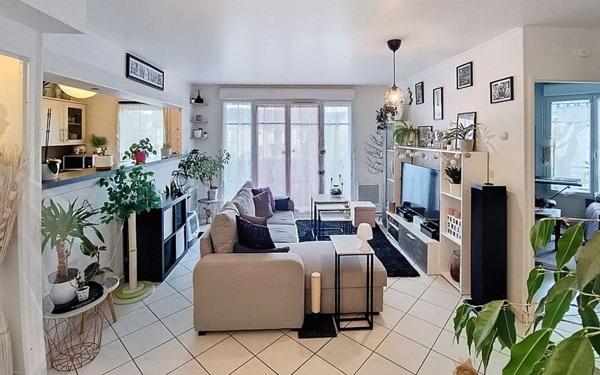 Appartement à vendre    3 pièces • 63,89 m2 Le Coudray-Montceaux