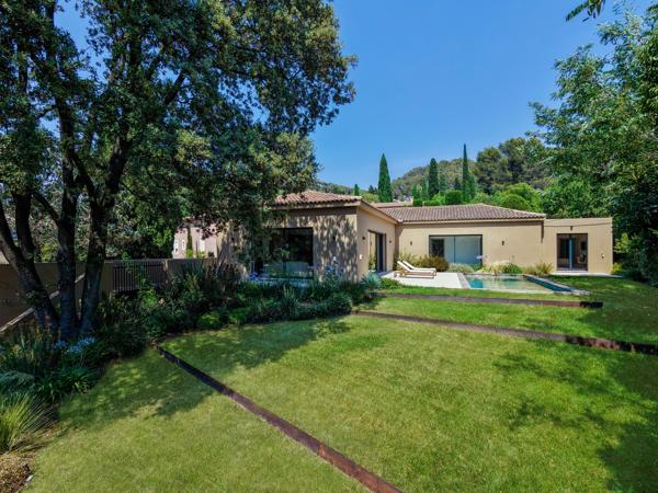 Vente Maison de luxe Aix-en-Provence 7 Pièces 310 m²