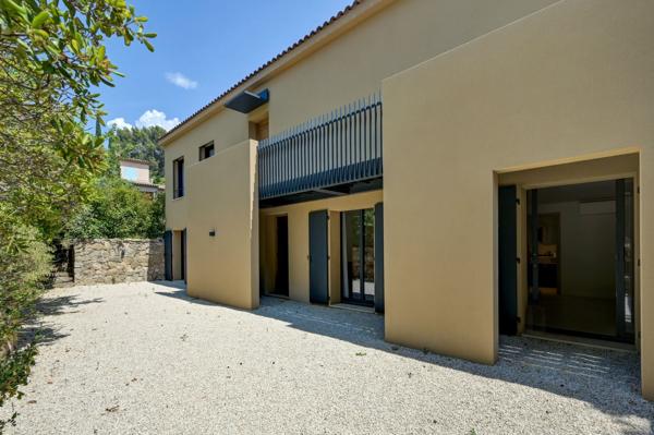 Vente Maison de luxe Aix-en-Provence 7 Pièces 310 m²
