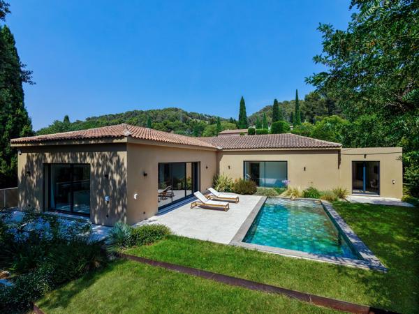 Vente Maison de luxe Aix-en-Provence 7 Pièces 310 m²