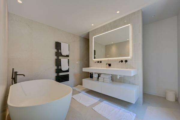 Vente Maison de luxe Aix-en-Provence 7 Pièces 310 m²