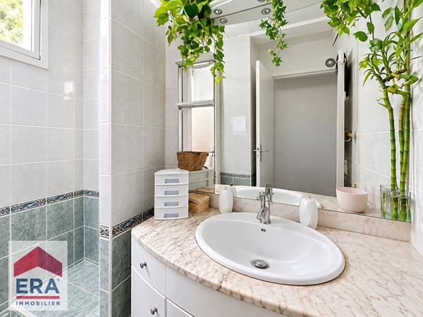 A VENDRE MARSEILLE 13014 ST BARTELHEMY APPARTEMENT T4 BALCON CAVE PARKINGS