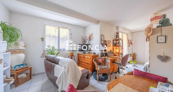 À vendre Studio 38 m² - Castillon-la-bataille 33350