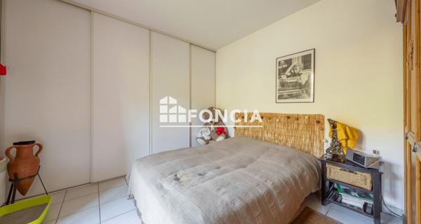 À vendre Studio 38 m² - Castillon-la-bataille 33350