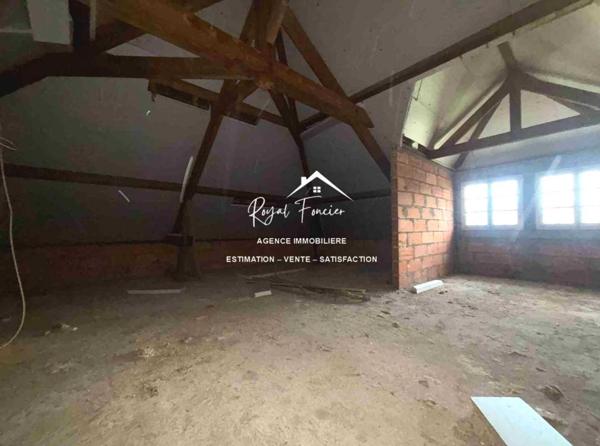 Maison avec énorme potentielle