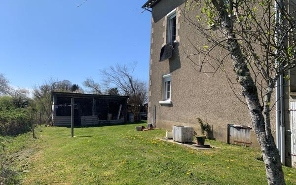Maison à vendre    5 pièces • 127 m2 Neuvic-Entier