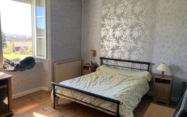 Maison à vendre    5 pièces • 127 m2 Neuvic-Entier