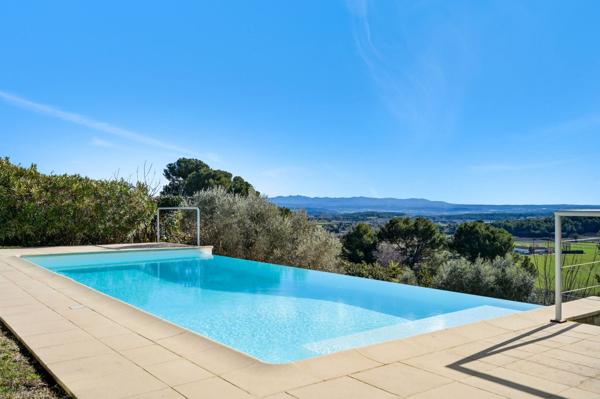 Vente Maison de luxe Aix-en-Provence 7 Pièces 200 m²