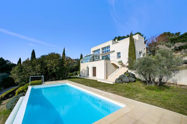 Vente Maison de luxe Aix-en-Provence 7 Pièces 200 m²