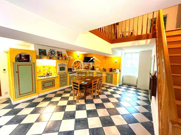 Charmante maison en pierres de caractère