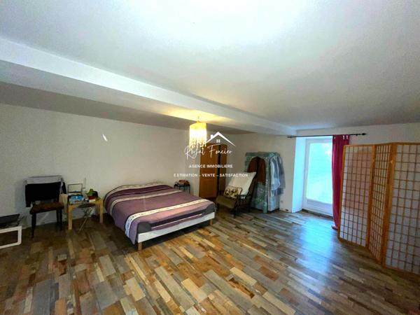 Charmante maison en pierres de caractère