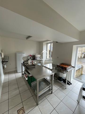 Charmante maison en pierres de caractère