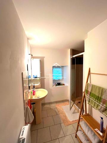 Charmante maison en pierres de caractère