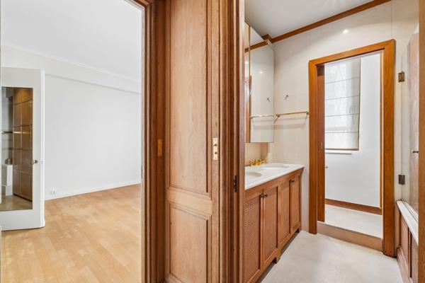 Vente Appartement de luxe Paris 8 3 Pièces 96 m²