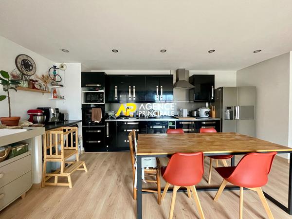 Argenteuil Centre-Ville - Appartement 3 pièces 2 chambres 61m² avec balcon + parking 229 000 € **  - Référence  4573