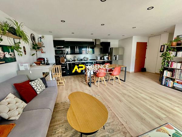 Argenteuil Centre-Ville - Appartement 3 pièces 2 chambres 61m² avec balcon + parking 229 000 € **  - Référence  4573