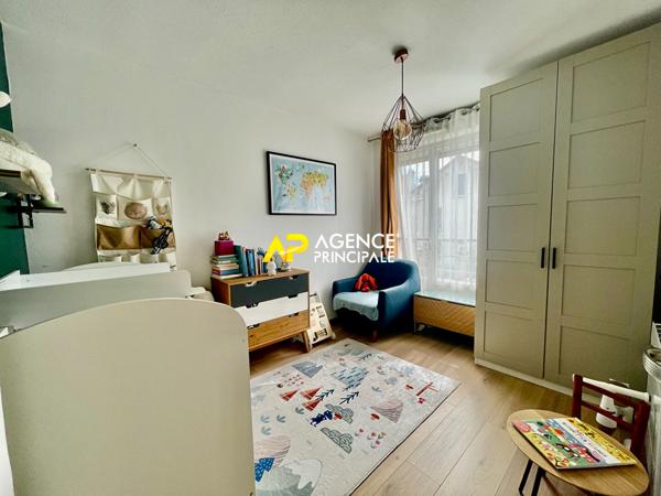 Argenteuil Centre-Ville - Appartement 3 pièces 2 chambres 61m² avec balcon + parking 229 000 € **  - Référence  4573