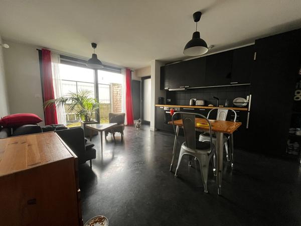 APPARTEMENT DUPLEX 3 pièce(s) 56 m2