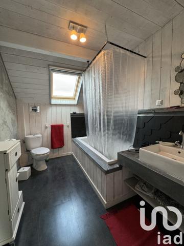 Châlet 4 pièces de 190 m² à Baudreix (64800)