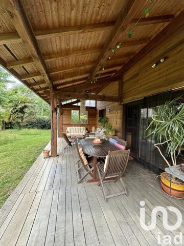 Châlet 4 pièces de 190 m² à Baudreix (64800)