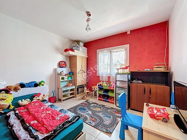 EXCLUSIVITE - MAISON DE 98 M² AVEC 4 CHAMBRES SUR 342 M² DE TERRAIN