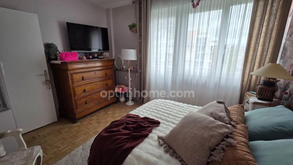 VALENCIENNES – COUP DE CŒUR SECTEUR MUSÉE | EXCEPTIONNEL APPARTEMENT DE 126 M² – 3 CHAMBRES – PARKING