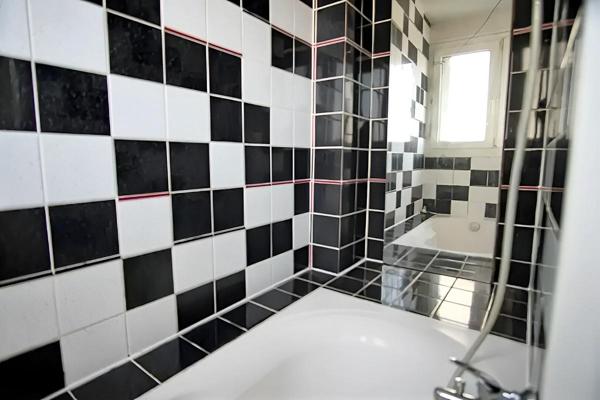 Appartement Type F2 Paris 2 pièce(s) 49.13 m2