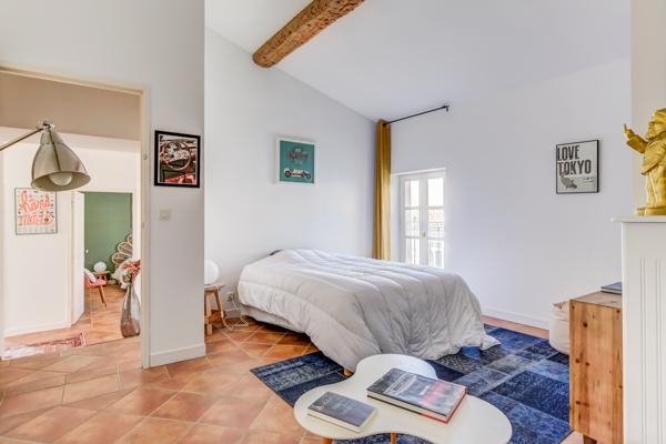 Montréal (Aude) : Demeure bourgeoise, 11 pièces, piscine et vue panoramique