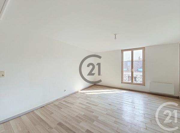 Appartement F4 à vendre  4 pièces - 61,30 m 2   TROYES  - 10