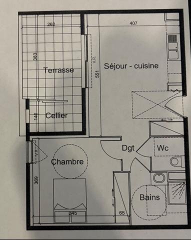 Fréjus - T2 dernier étage avec terrasse, double stationnement et prestations modernes