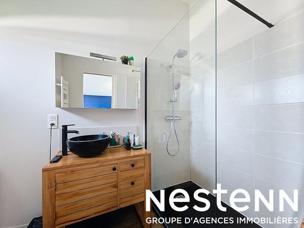 GENAS secteur pavillonnaire -Maison Familiale Individuelle de 5 pièces et 122m² habitables sur beau terrain plat