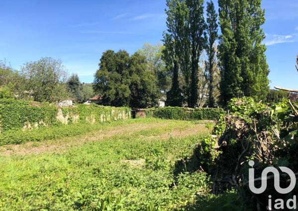 Maison de village 10 pièces de 200 m² à Castelculier (47240)