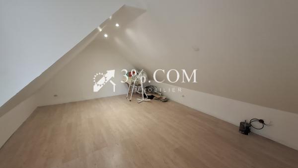 Maison
                                                                                                                                                                                                                                                                                                                        4 pièce(s)                                                                                                                                                                                                          3 chambre(s)                                                                                                                                                                                                          100  m²