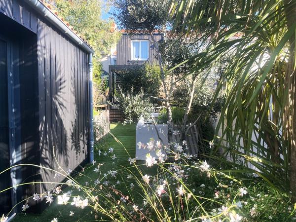 Vente Maison La Rochelle 1 030 000 € HAI - 180 m2 - 3 Chambres - Réf. 683-TERREETMER17_683