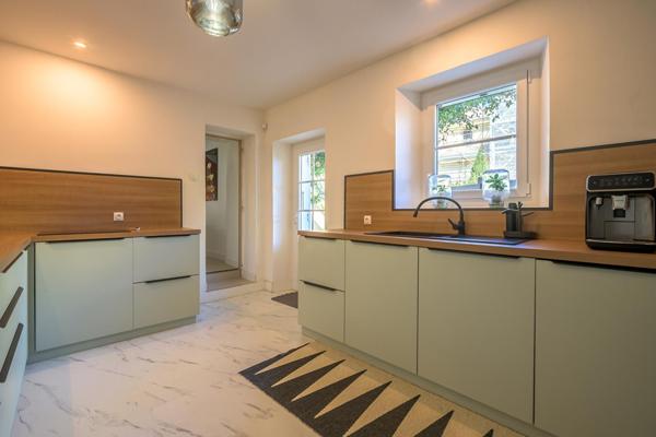 Propriété en provence avec jardin et garage